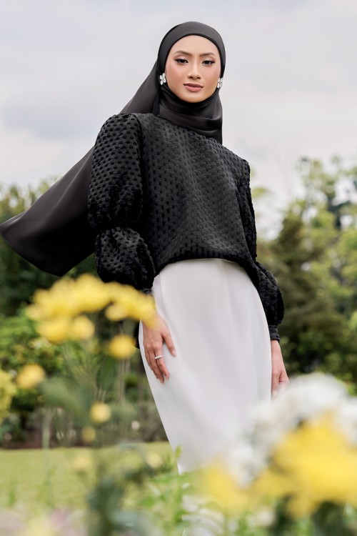 AESTRAL BLOUSE IN BLACK