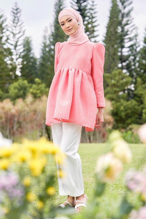 AESTRID BLOUSE IN WATERMELON PINK