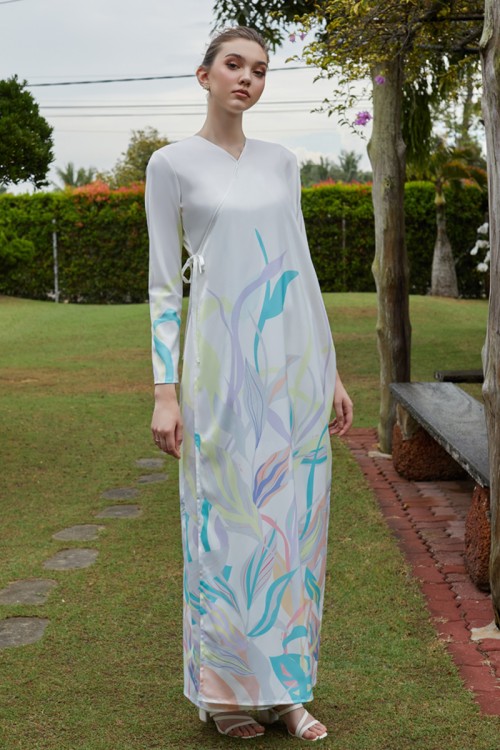 AULLIA DRESS IN OFF WHITE