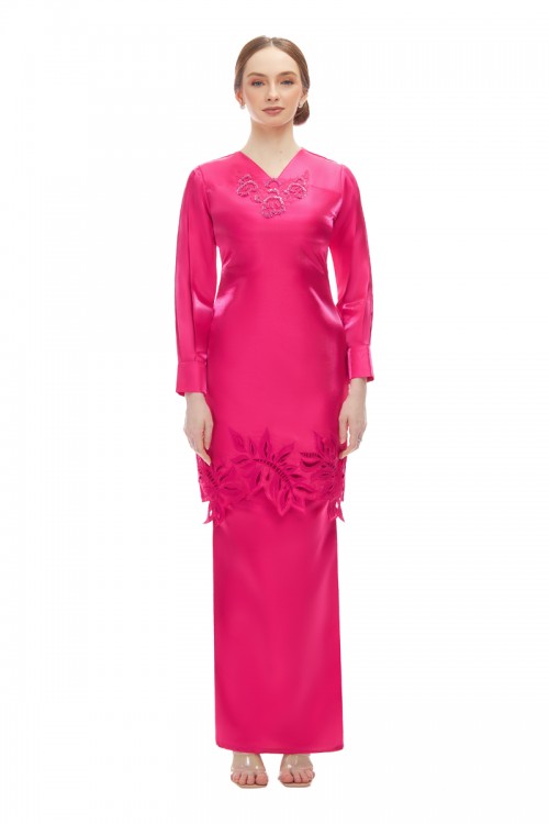 LARISSA KURUNG IN FUCHSIA PINK