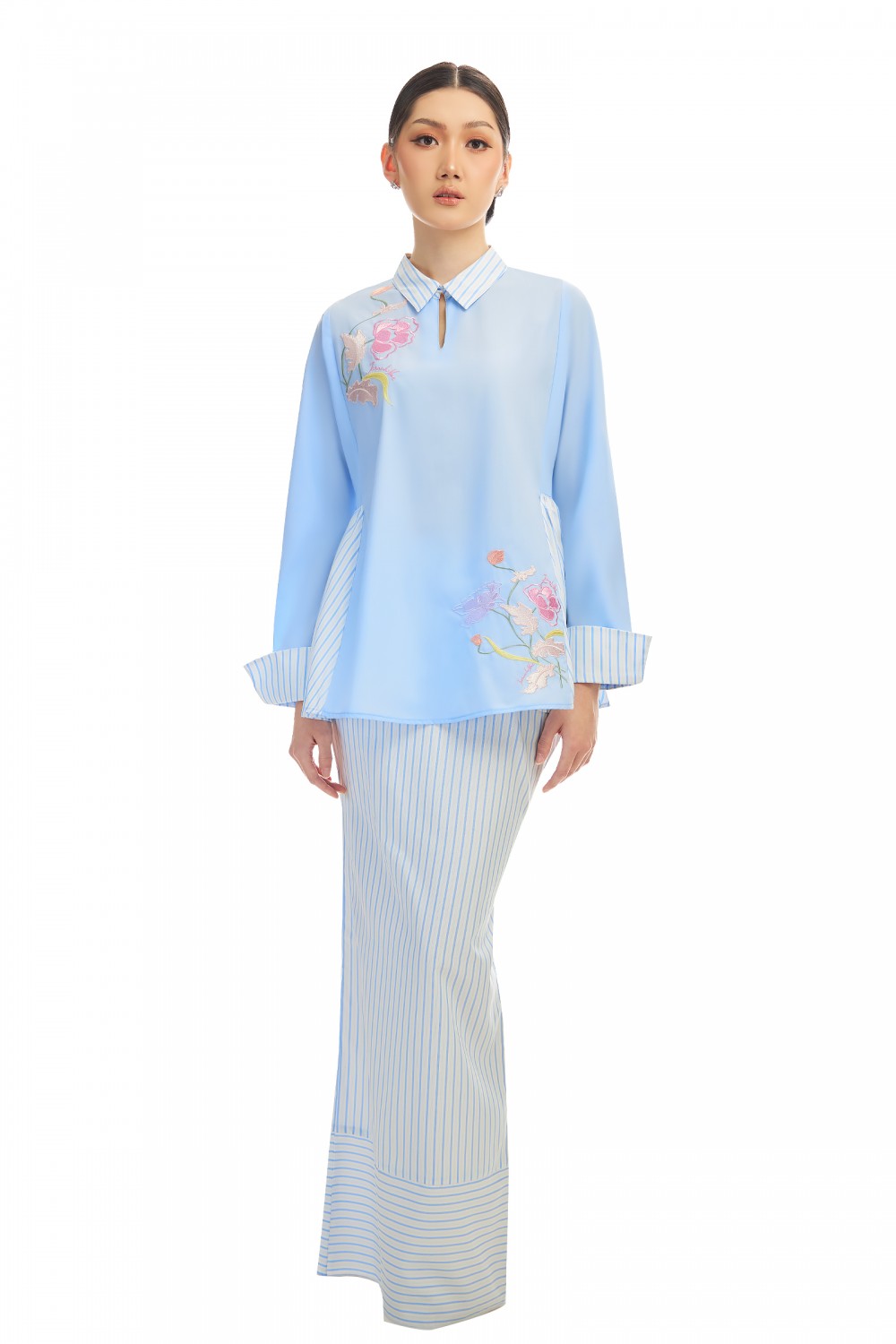 MAYA KURUNG IN SKY BLUE