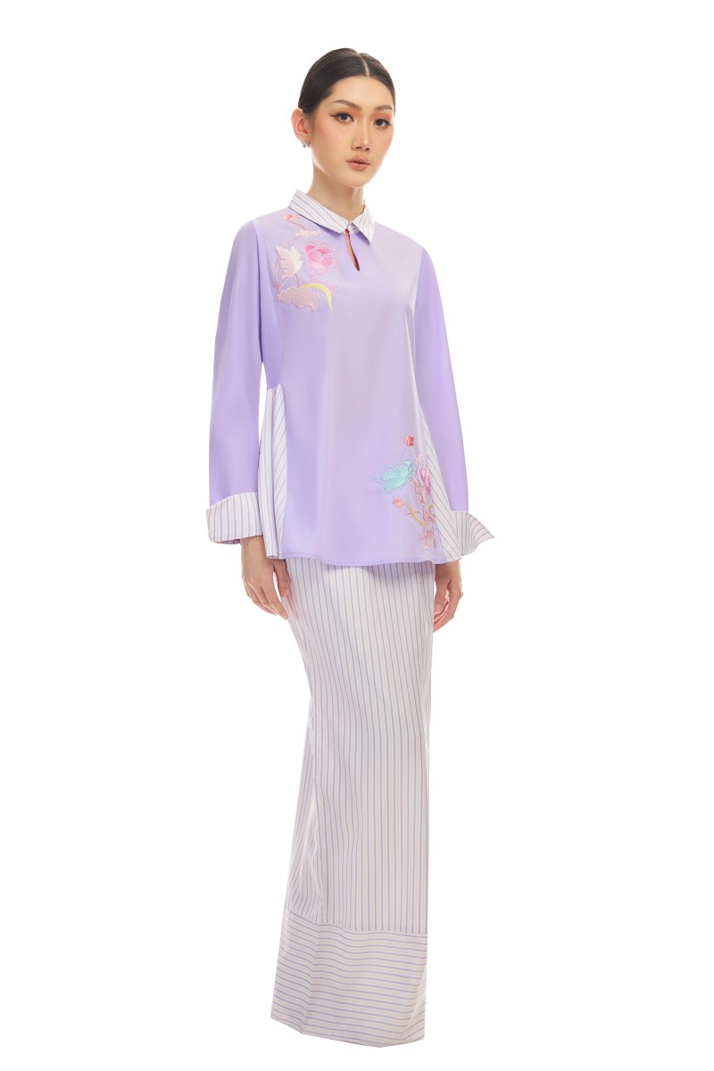 MAYA KURUNG IN PASTEL LILAC