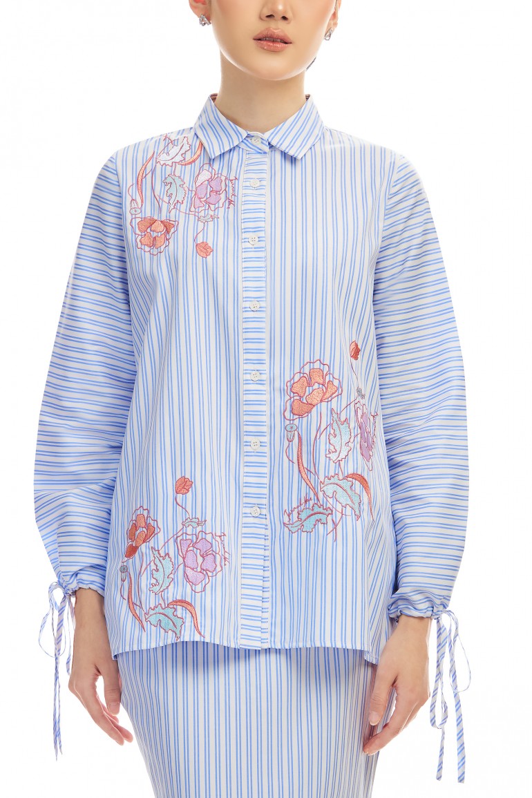 YULIA KURUNG IN BLUE BELL