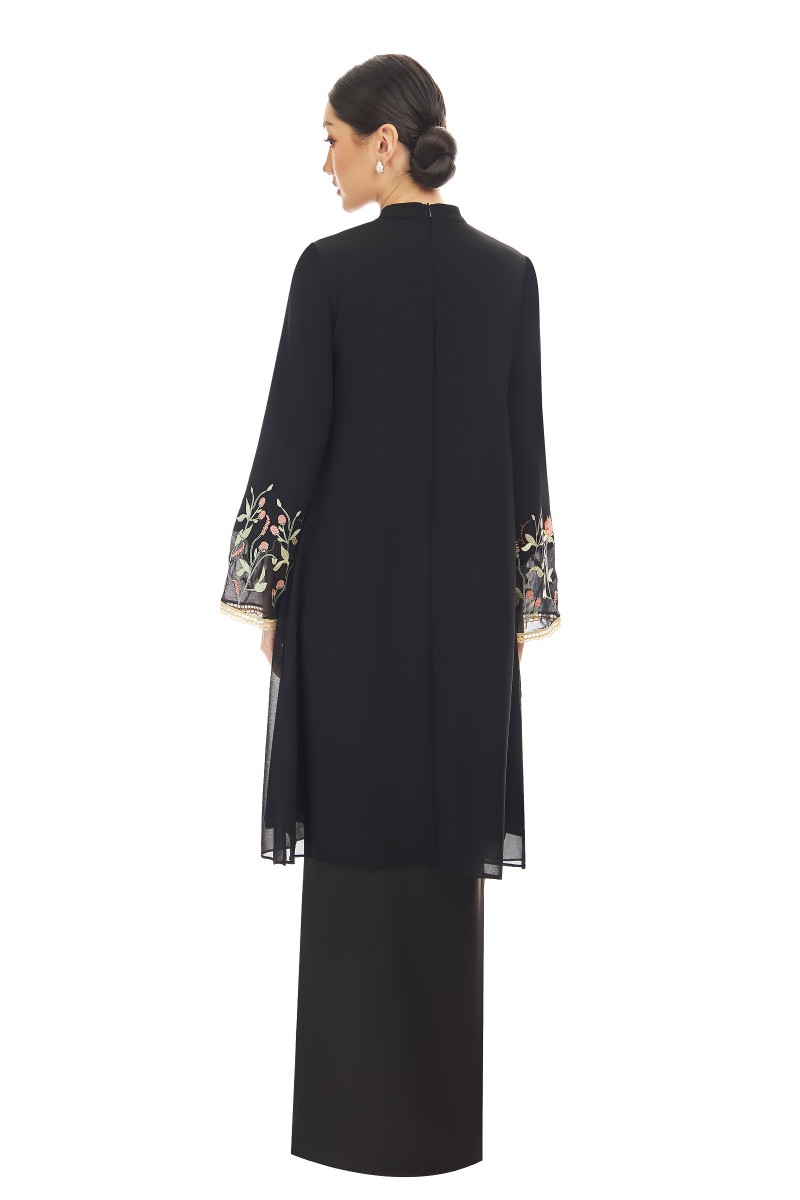 CYNTHIA KURUNG IN BLACK