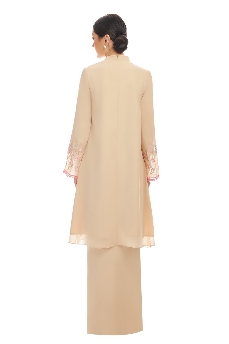 CYNTHIA KURUNG IN BROWN