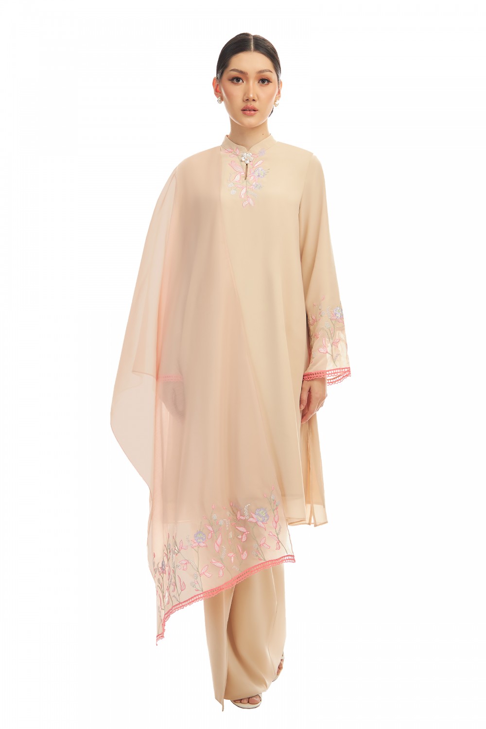 CYNTHIA KURUNG IN BROWN