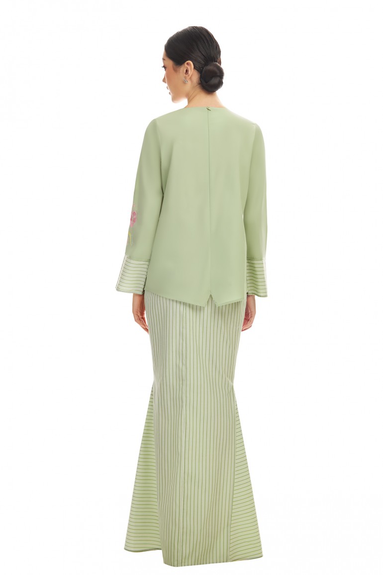 VERENA KURUNG IN SMOKE GREEN