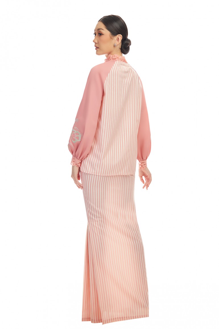 REAGAN KURUNG IN PINK