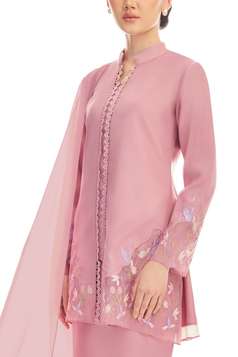 ARIANA KURUNG IN BLUSH PINK