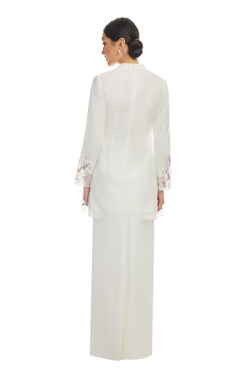 ARIANA KURUNG IN OFF WHITE