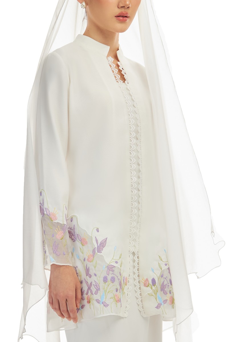 ARIANA KURUNG IN OFF WHITE