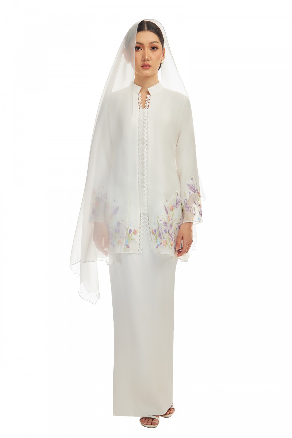 ARIANA KURUNG IN OFF WHITE