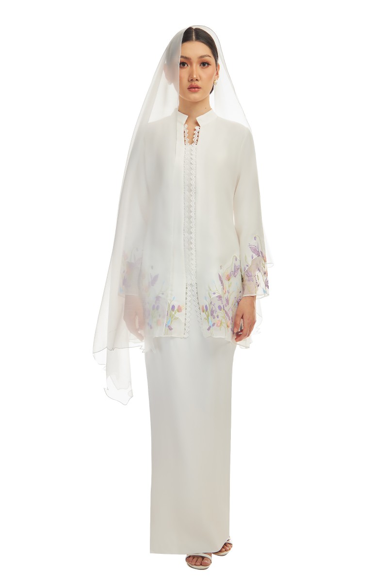 ARIANA KURUNG IN OFF WHITE