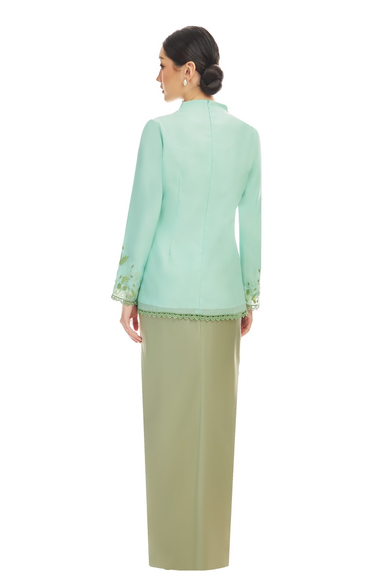 ELVINA KURUNG IN IVORY GREEN