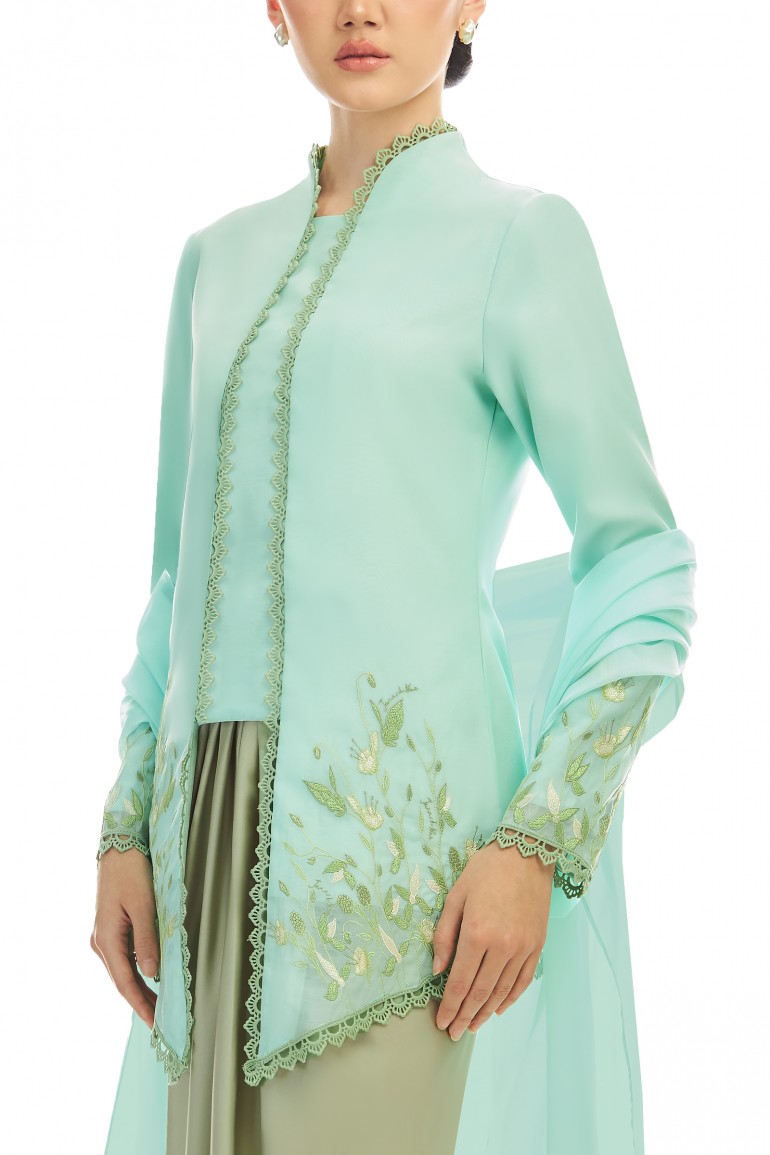 ELVINA KURUNG IN IVORY GREEN