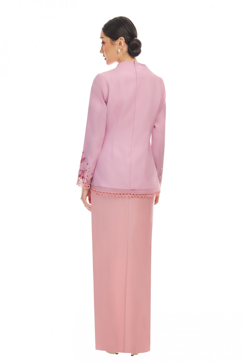 ELVINA KURUNG IN BLUSH PINK