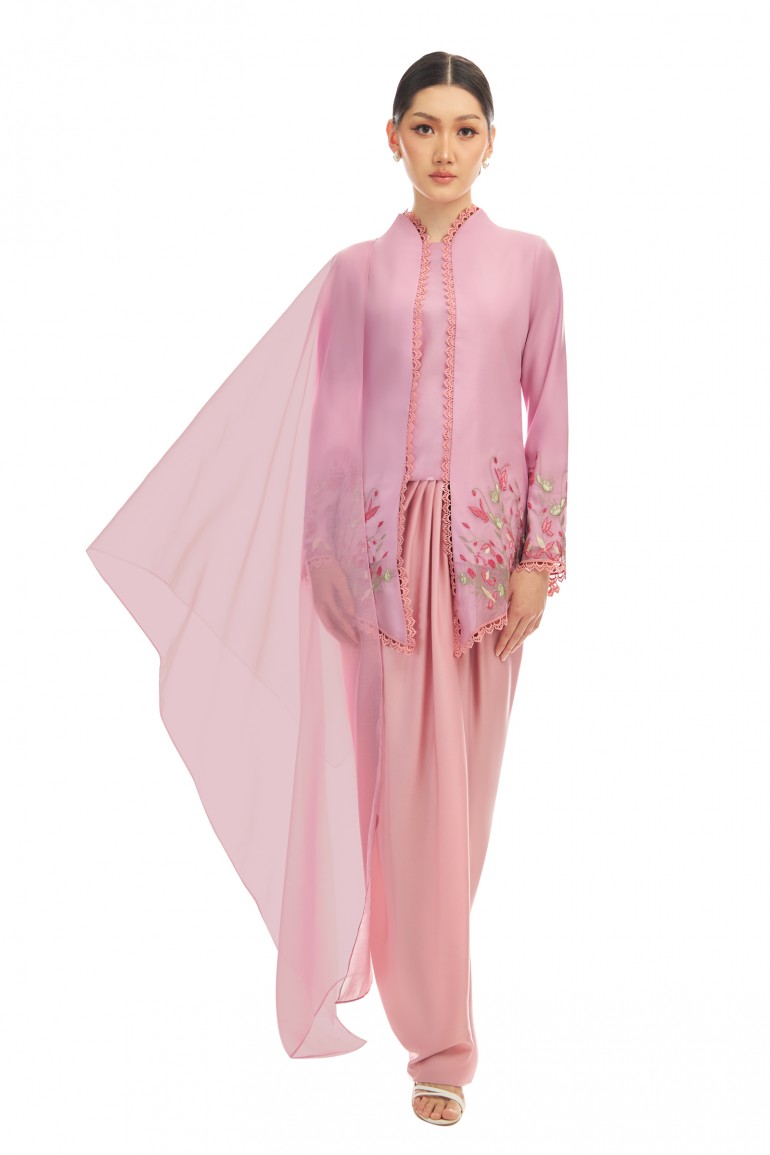 ELVINA KURUNG IN BLUSH PINK