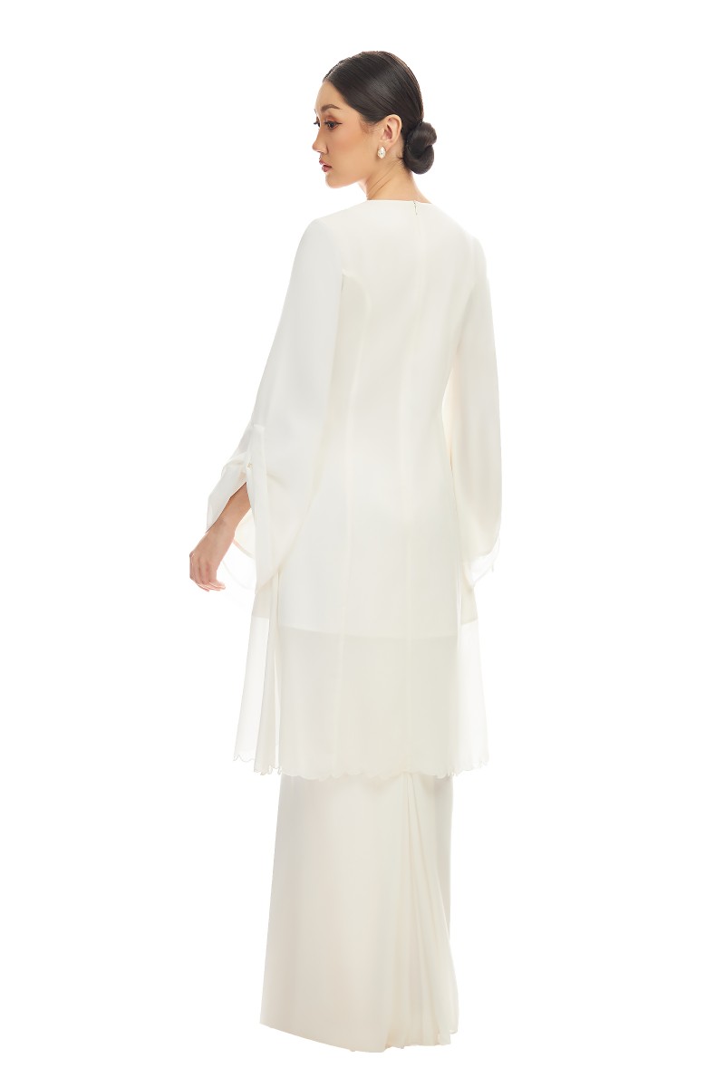 HAYDEE KURUNG IN OFF WHITE