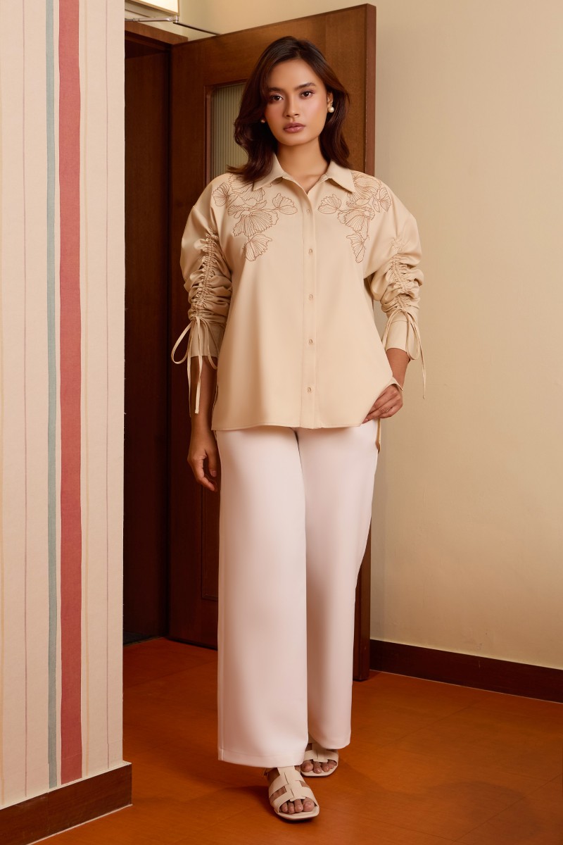 AUDREY BLOUSE IN SAND