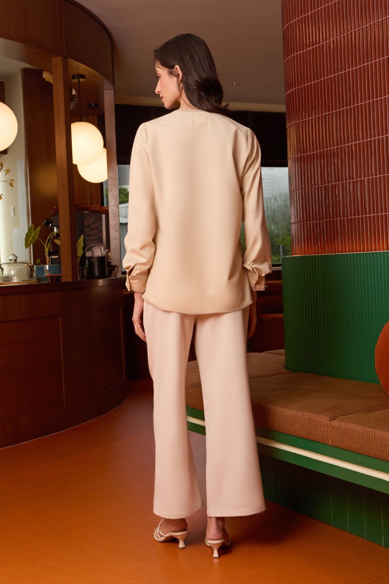 EDITH BLOUSE IN SAND