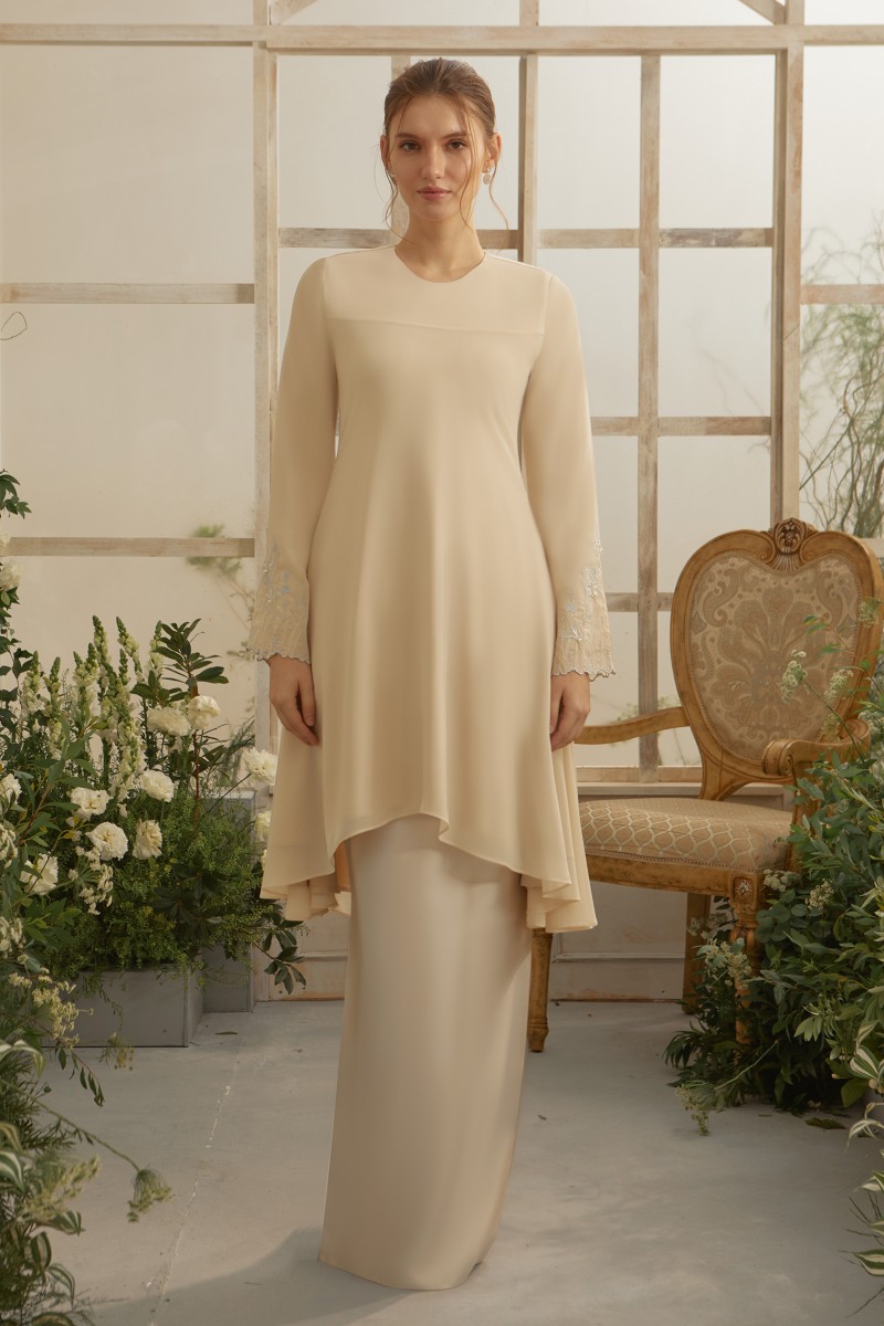 EVIE KURUNG IN NUDE