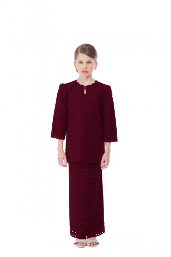 LYDEA KURUNG KIDS IN MAROON
