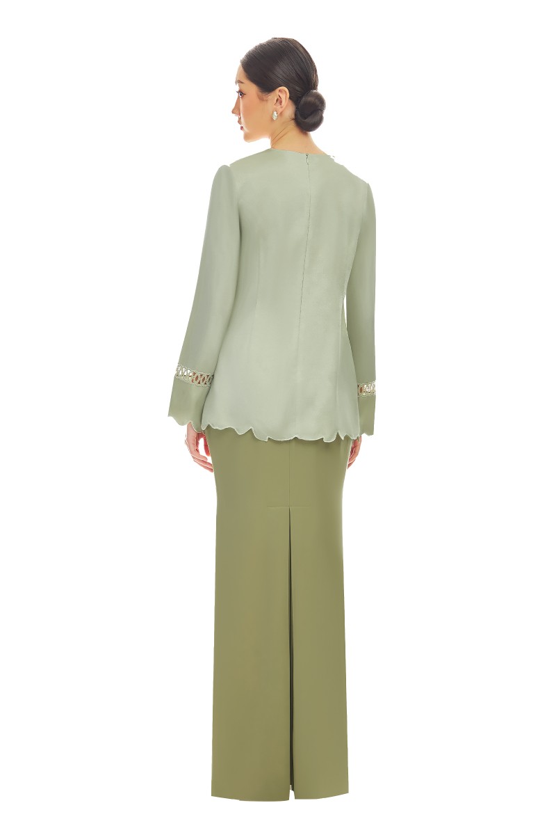 HALLIE KURUNG IN WHIRLYBIRD GREEN