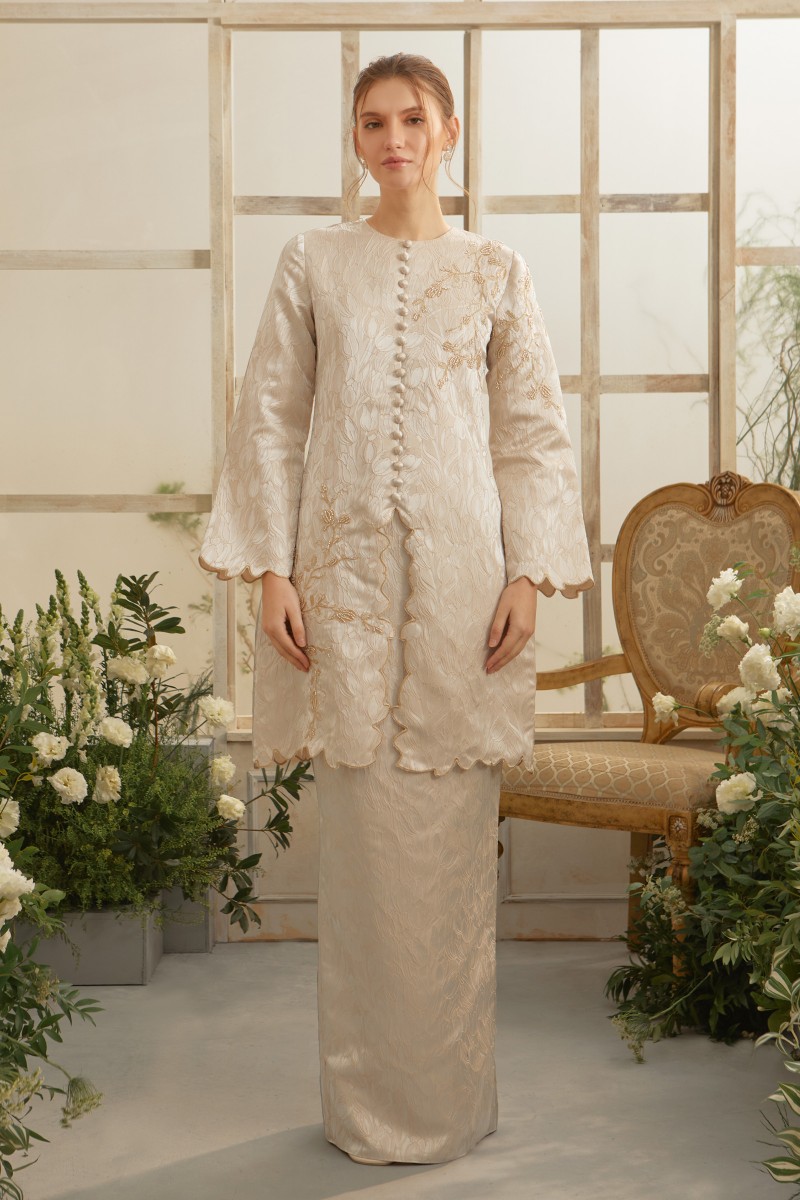 KAELYN KURUNG IN NUDE