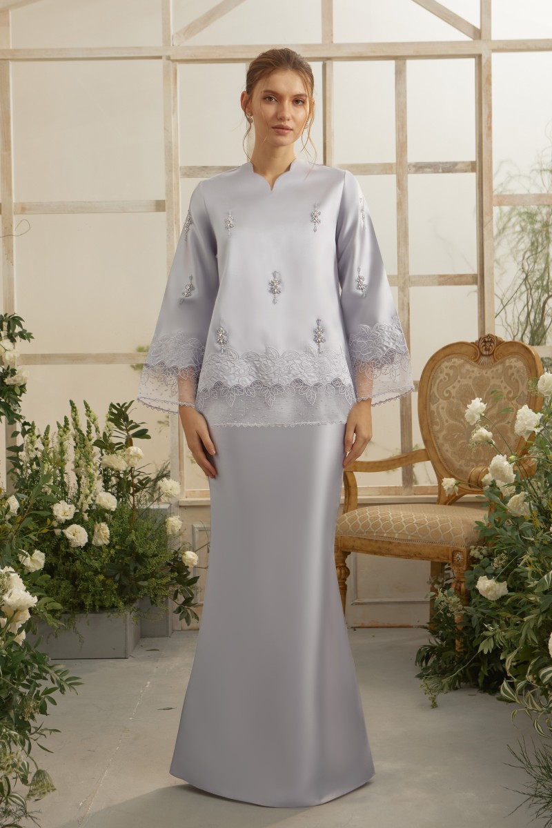 LUCIA KURUNG IN GREY