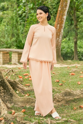 MARIESYA KURUNG IN PEACH