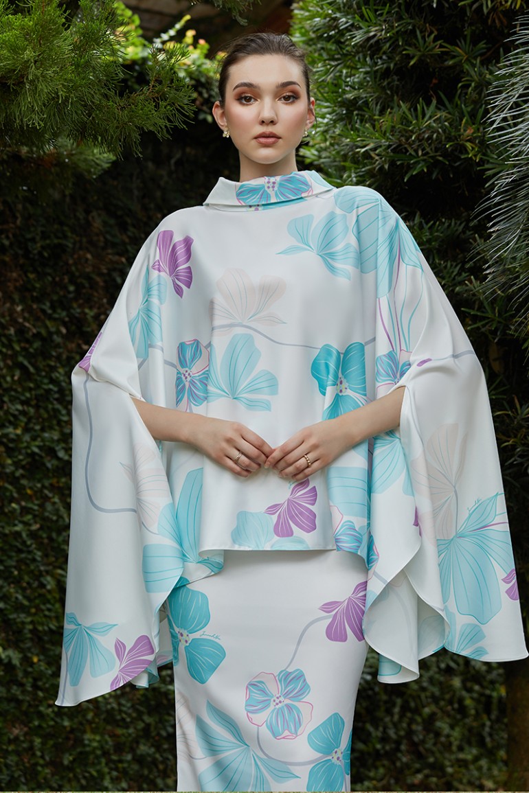 NEISYA KURUNG IN TIFFANY GREEN