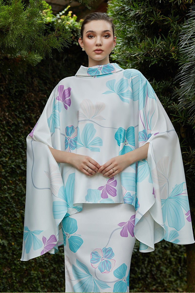 NEISYA KURUNG IN TIFFANY GREEN