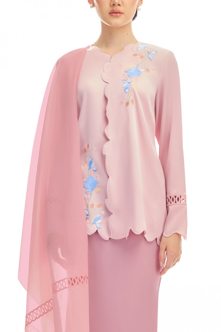 HALLIE KURUNG IN CHERUB PINK