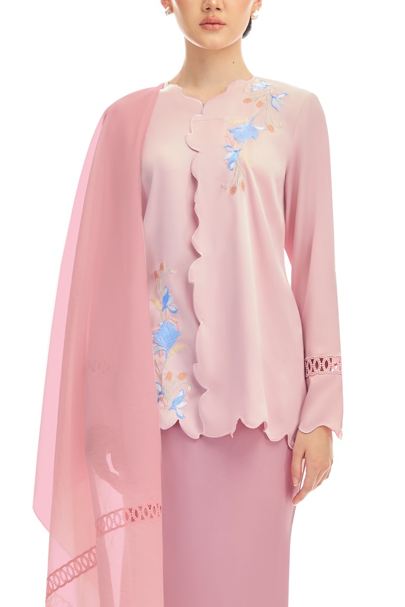 HALLIE KURUNG IN CHERUB PINK