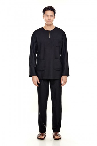 HARRY TELUK BELANGA IN BLACK