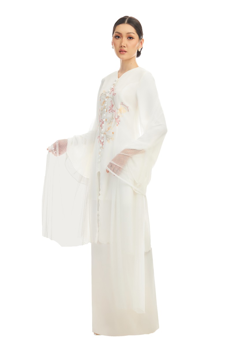 HAYDEE KURUNG IN OFF WHITE