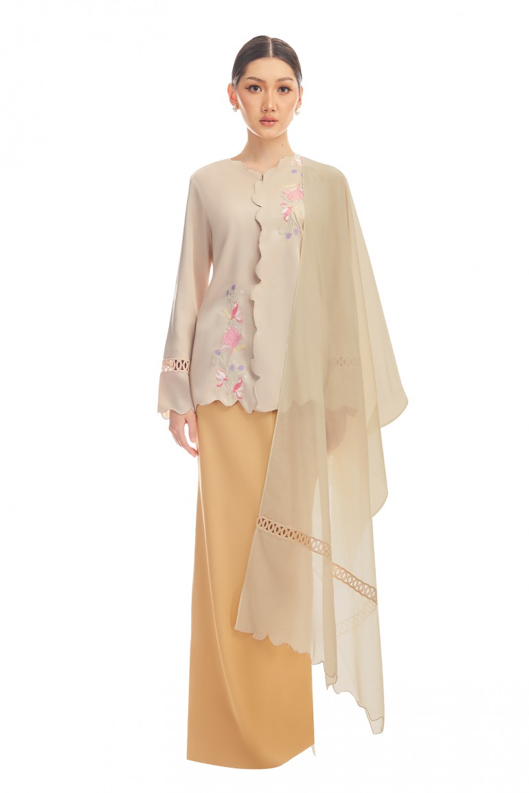 HALLIE KURUNG IN NUDE BEIGE
