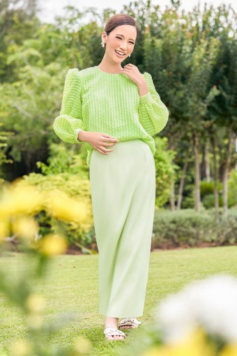 AESTRAL BLOUSE IN LIME GREEN