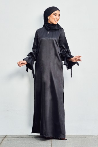 IRDEYNA DRESS IN BLACK